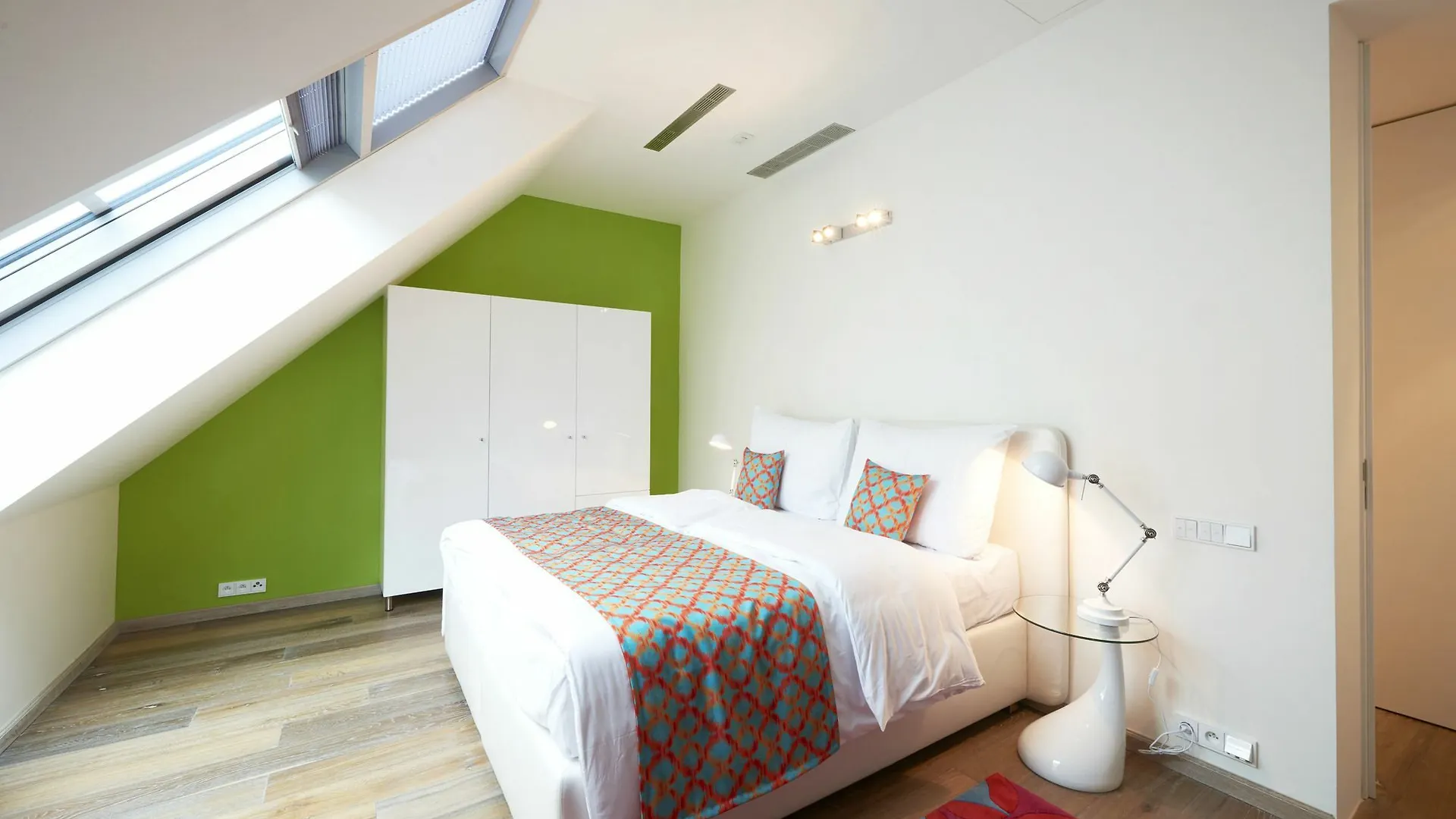 Empirent New Town Apartments Prague