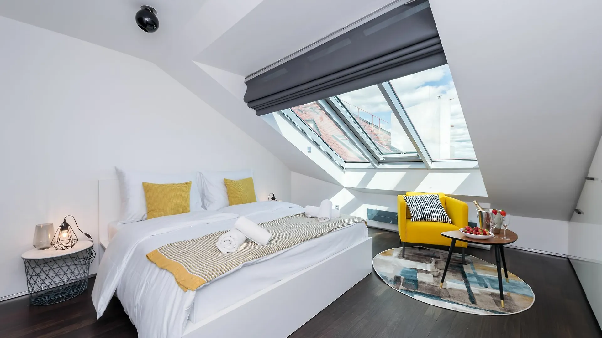 Empirent New Town Apartments Prague