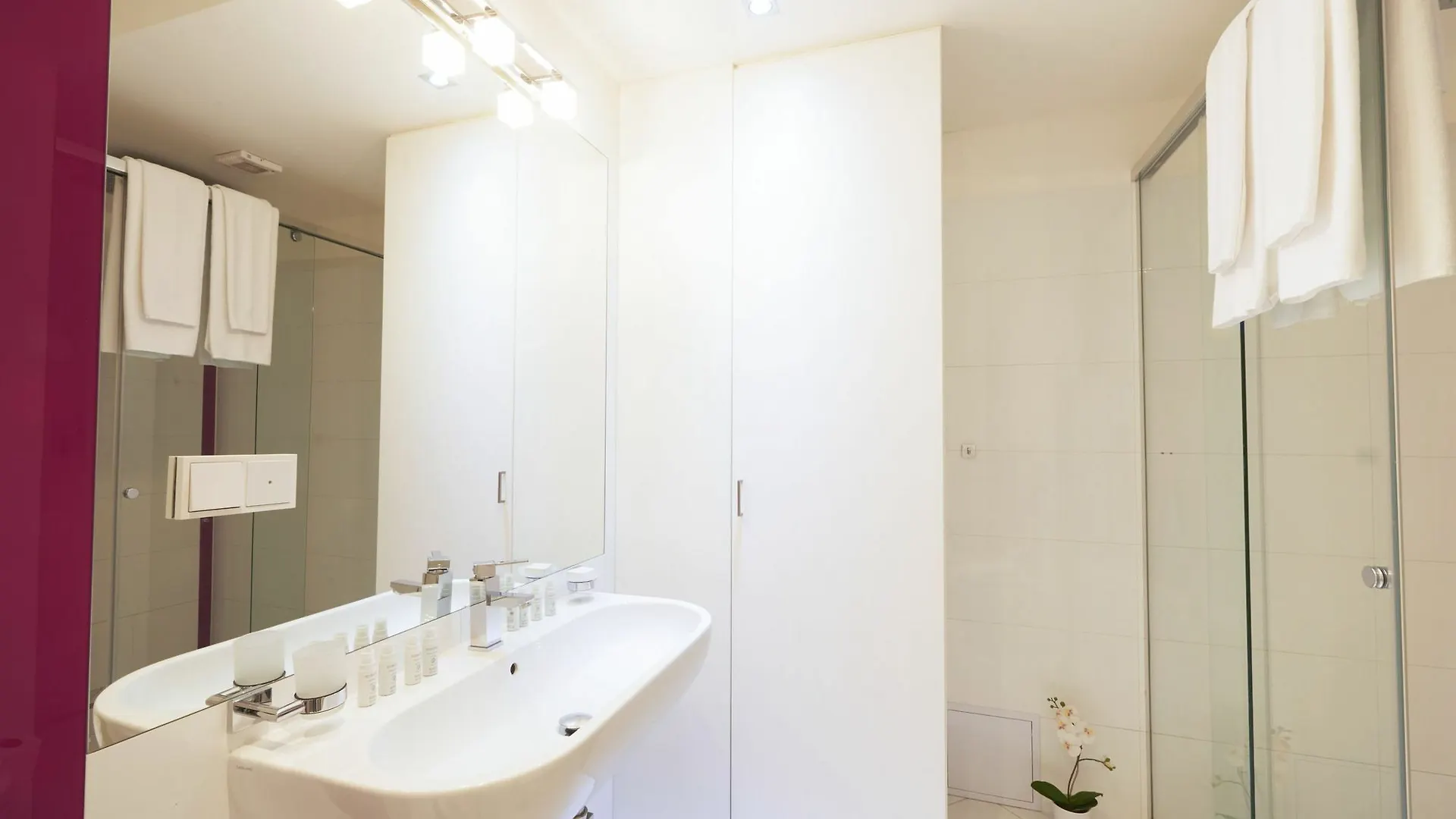 Empirent New Town Apartments Prague