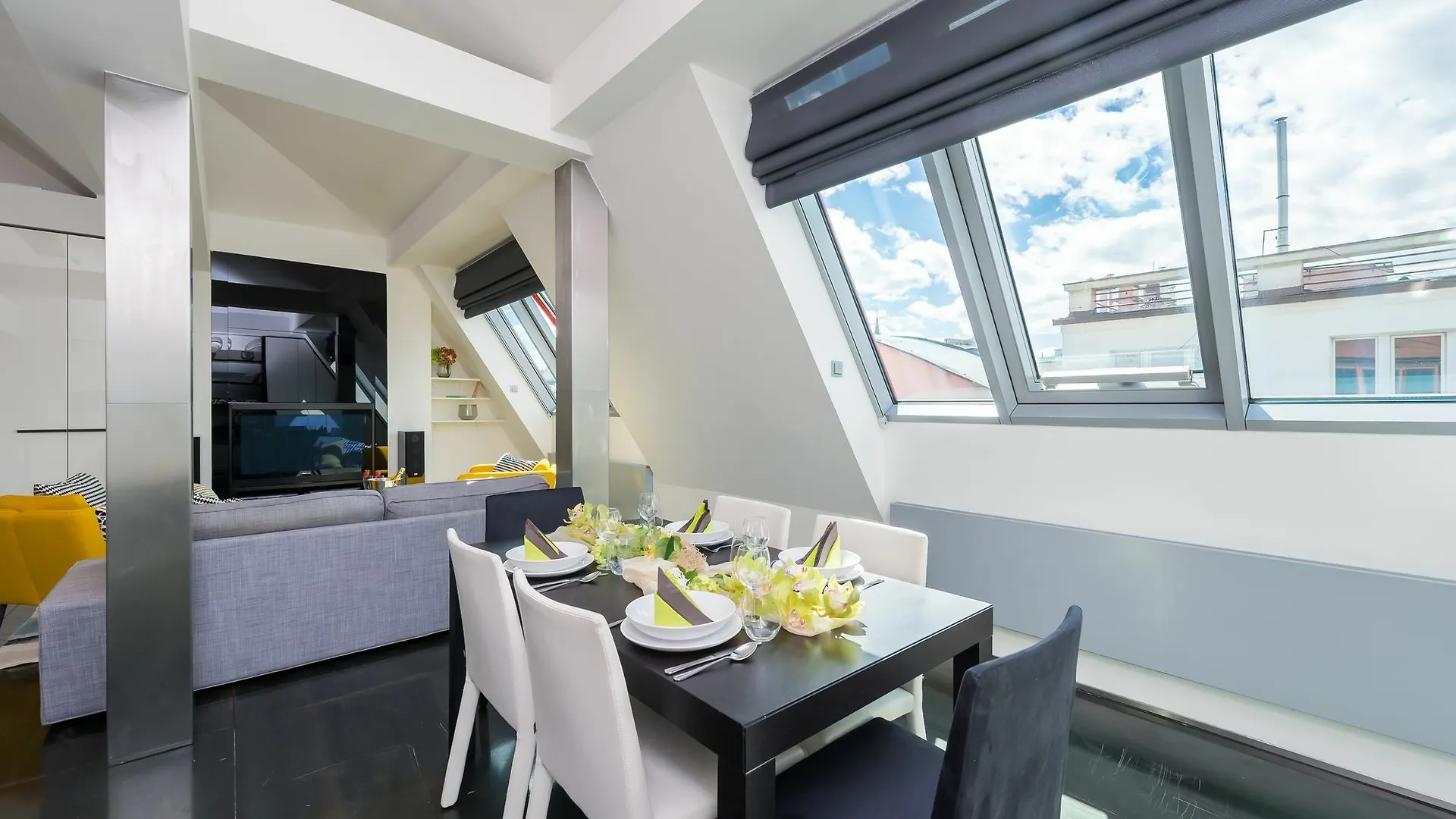 Empirent New Town Apartments Prague